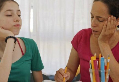 🧠 Pourquoi mon enfant est distrait, non concentré, voire insupportable ?